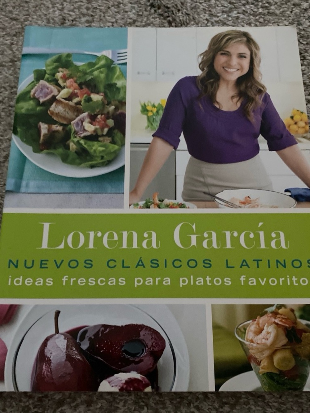 Nuevos Clásicos Latinos - Verde (Spanish Cookbook)